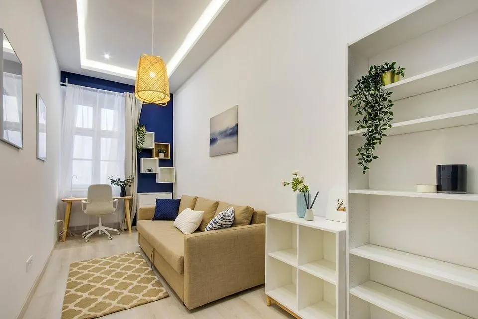 Emerald Residency 4Br-2Ba Budapest